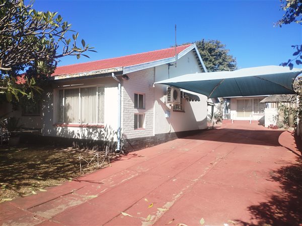 3 Bedroom House 3 Bedroom House