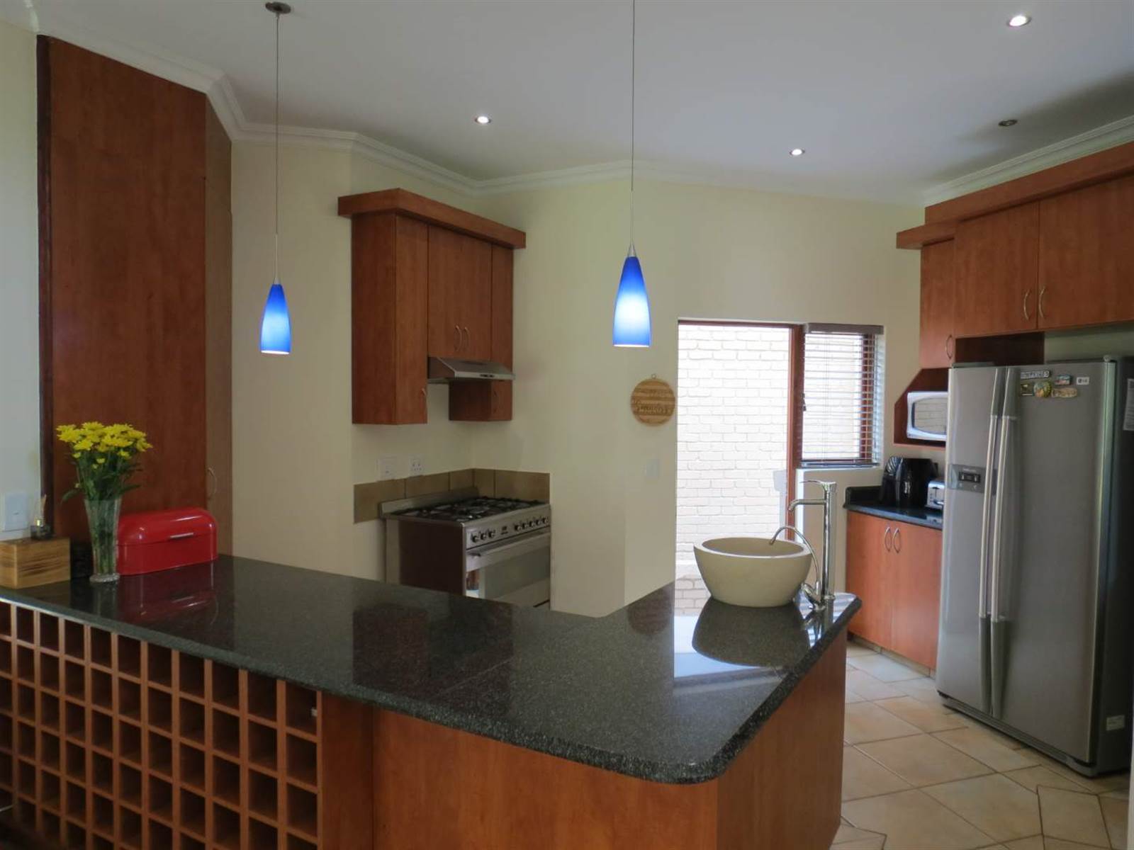 4 Bed House in Greenstone Hill photo number 9