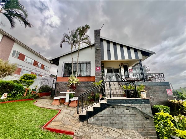 3 Bedroom House 3 Bedroom House