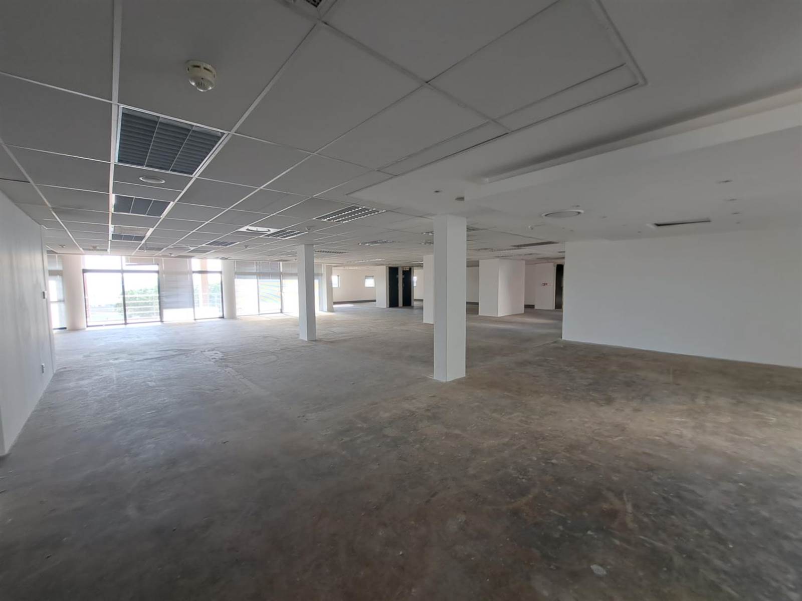 2205  m² Office Space in Zwartkop photo number 8