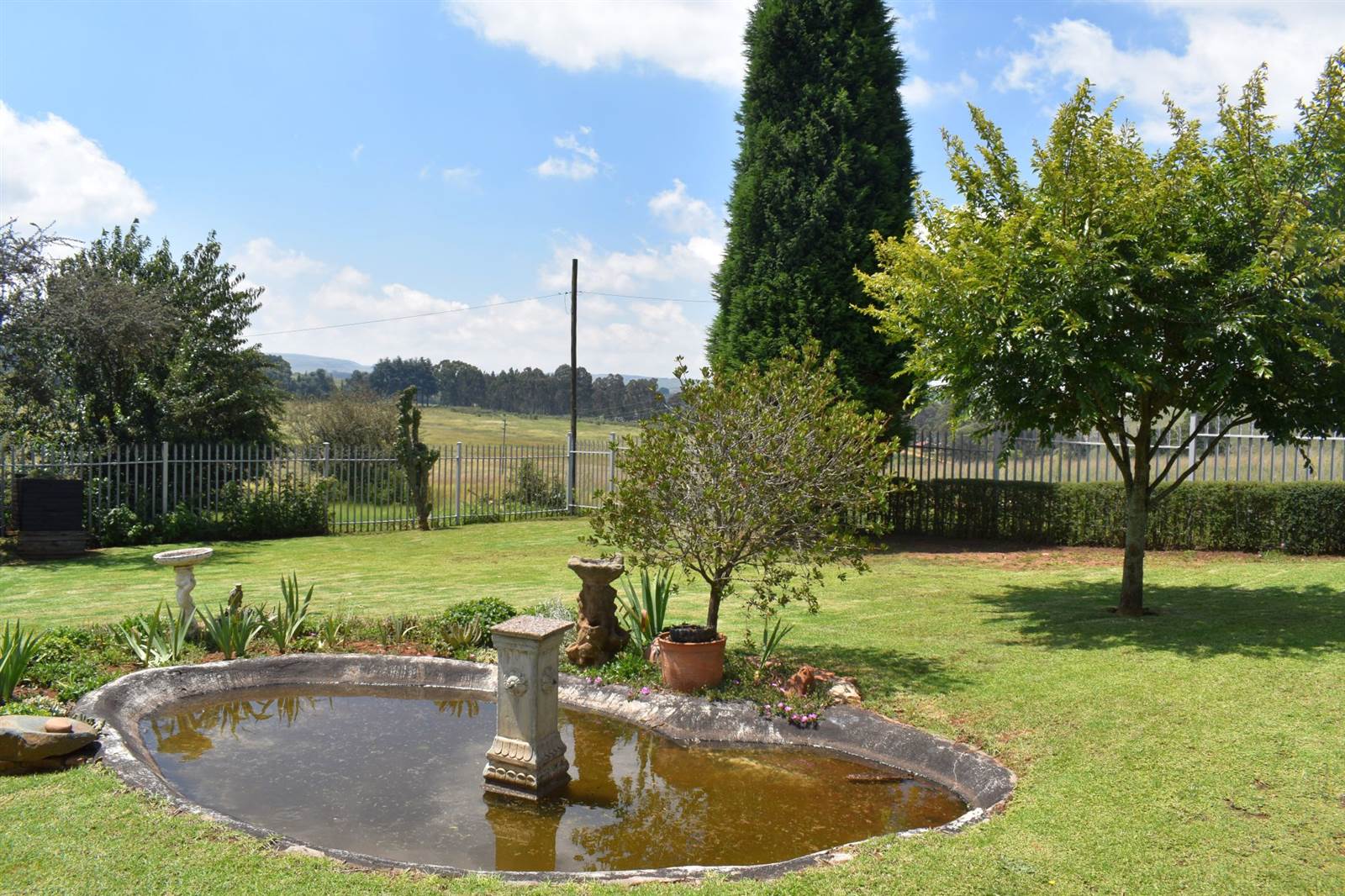 4 Bed House in Dullstroom photo number 26