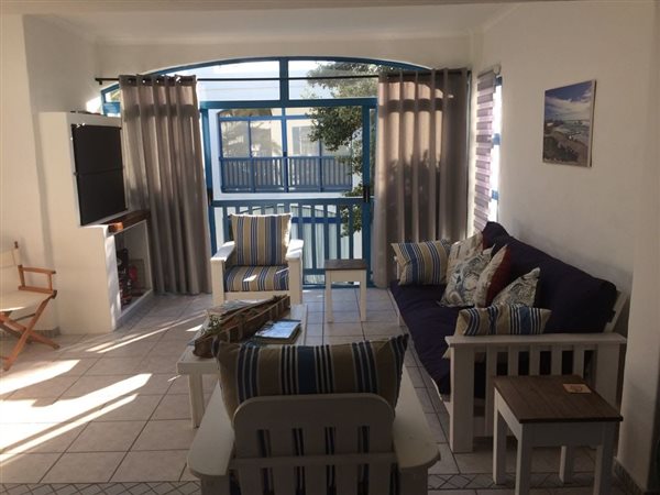 3 Bed Apartment in Gordons Bay Central