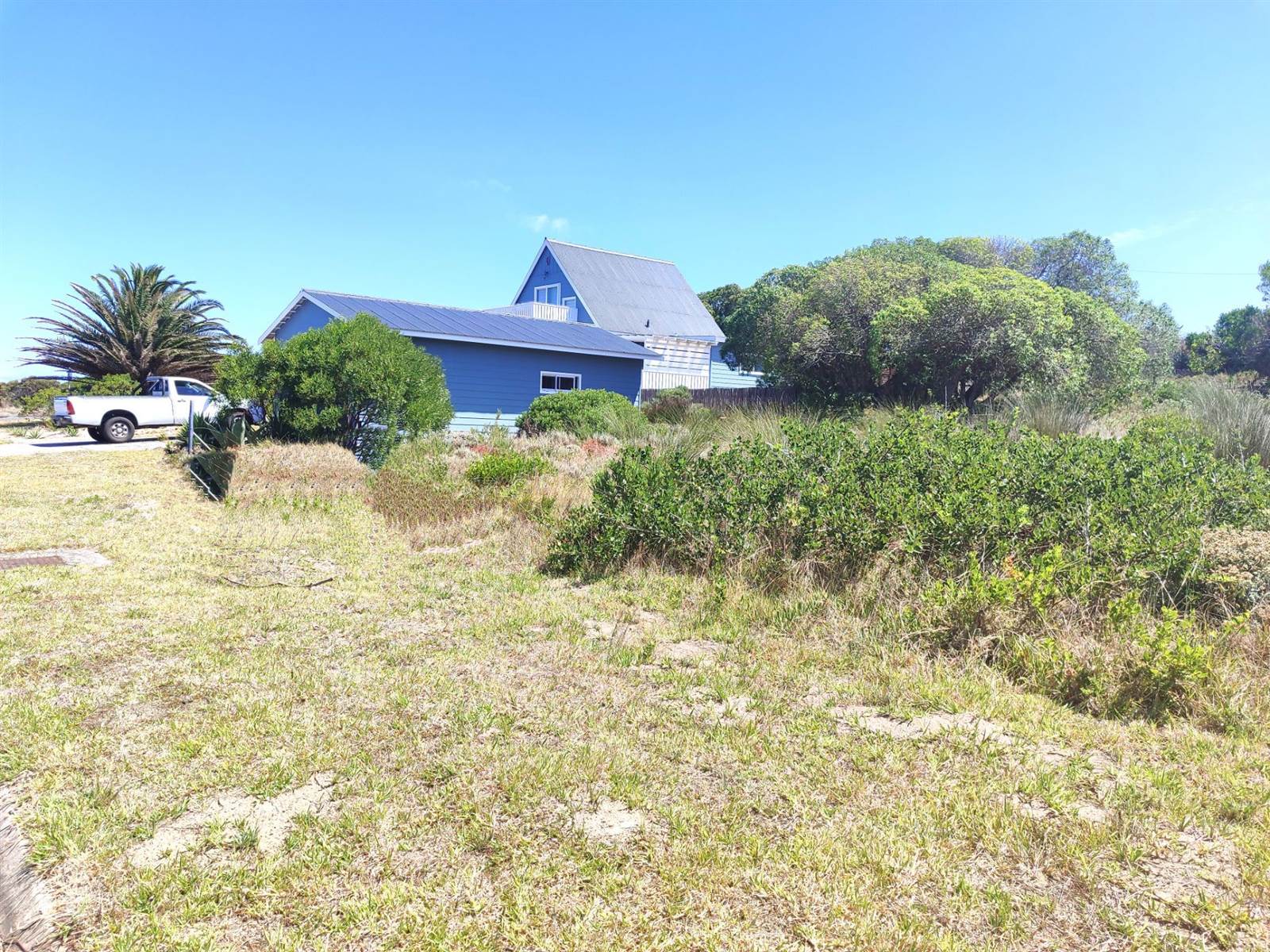 1040 m² Land available in Van Dyks Bay photo number 3