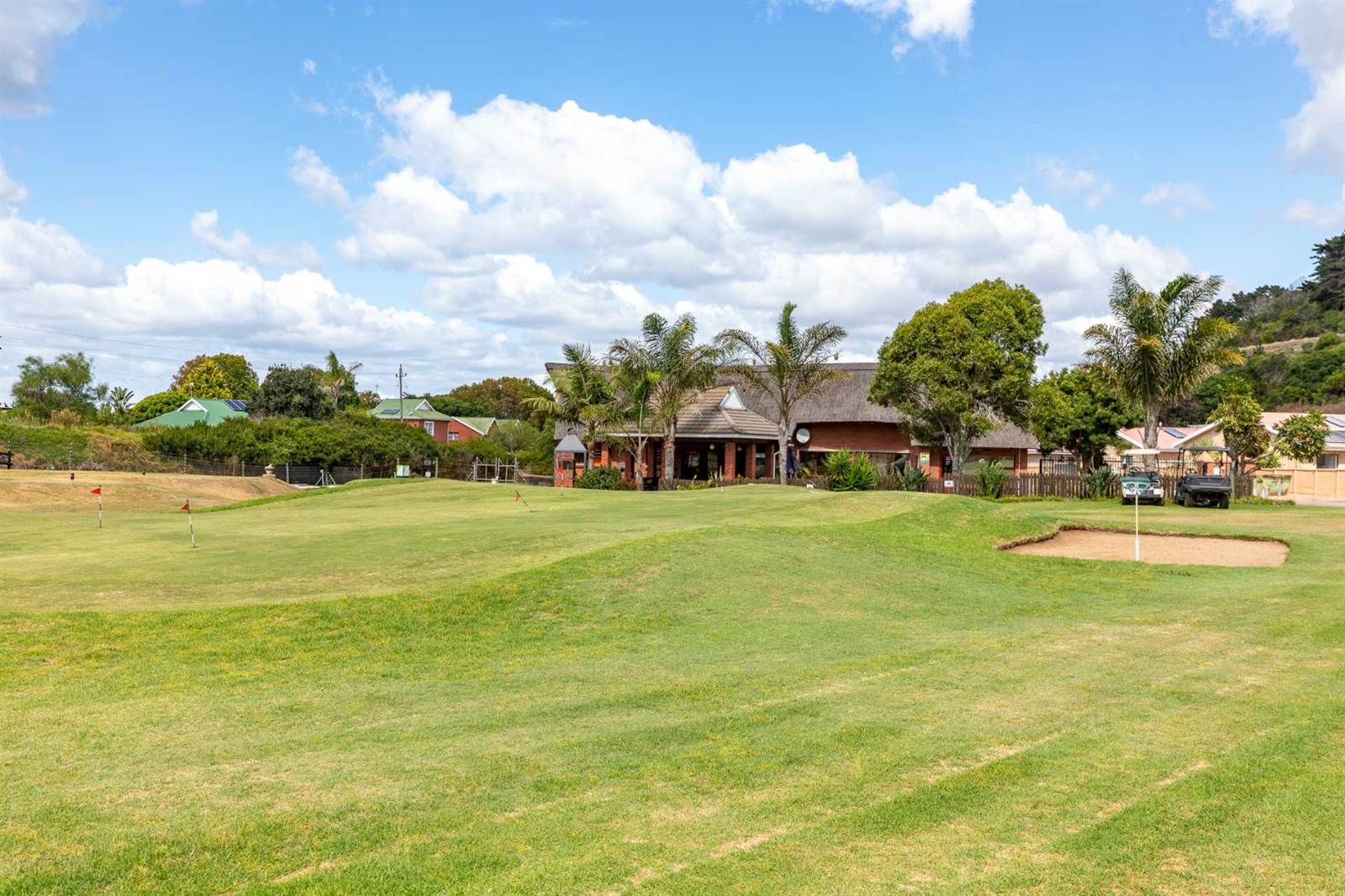 743 m² Land available in Dolphin Creek Golf Estate photo number 18