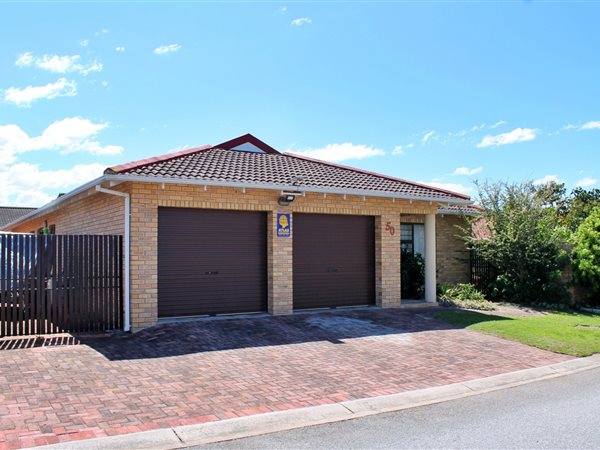 3 Bedroom Townhouse 3 Bedroom Townhouse