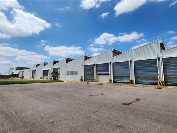 54000  m² Industrial space in Rosslyn