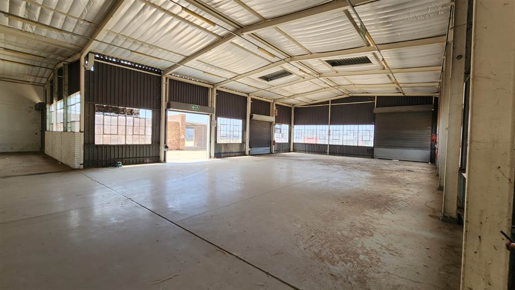 54000  m² Industrial space in Rosslyn photo number 23