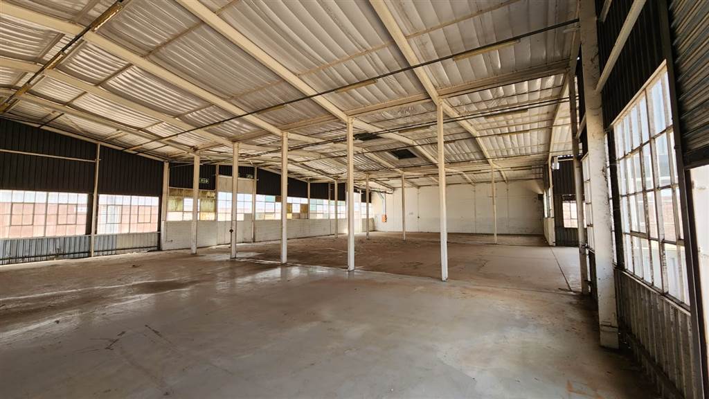 54000  m² Industrial space in Rosslyn photo number 15