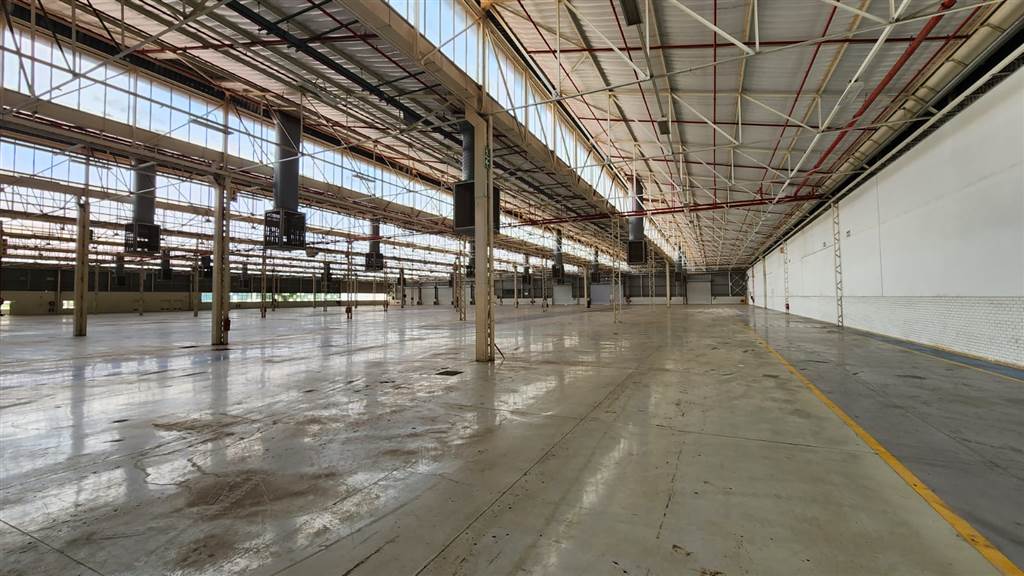 54000  m² Industrial space in Rosslyn photo number 20