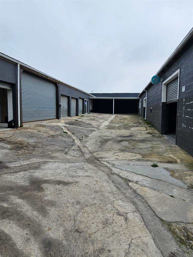 614  m² Commercial space in Gansbaai and surrounds photo number 1