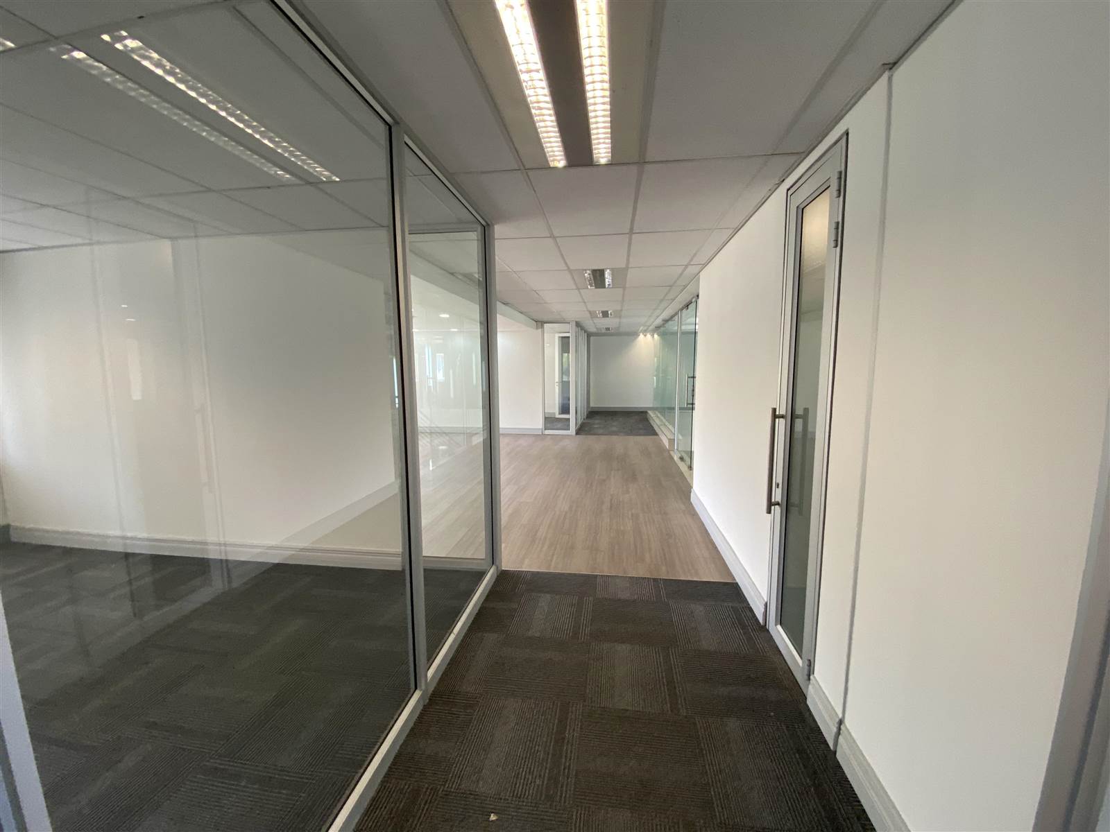 760  m² Commercial space in Woodmead photo number 18