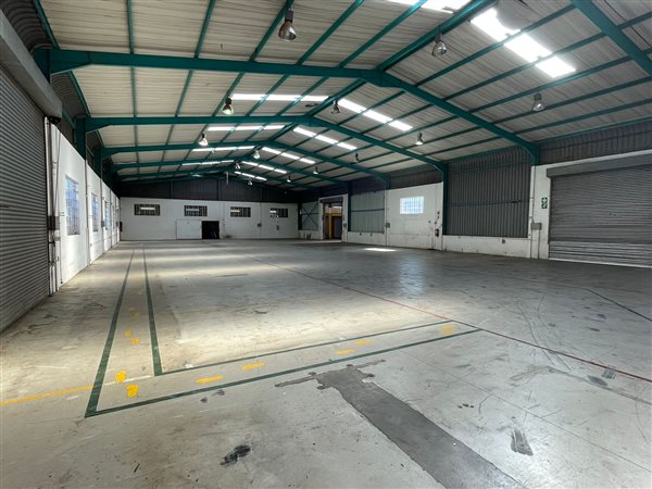 1 694  m² Industrial space