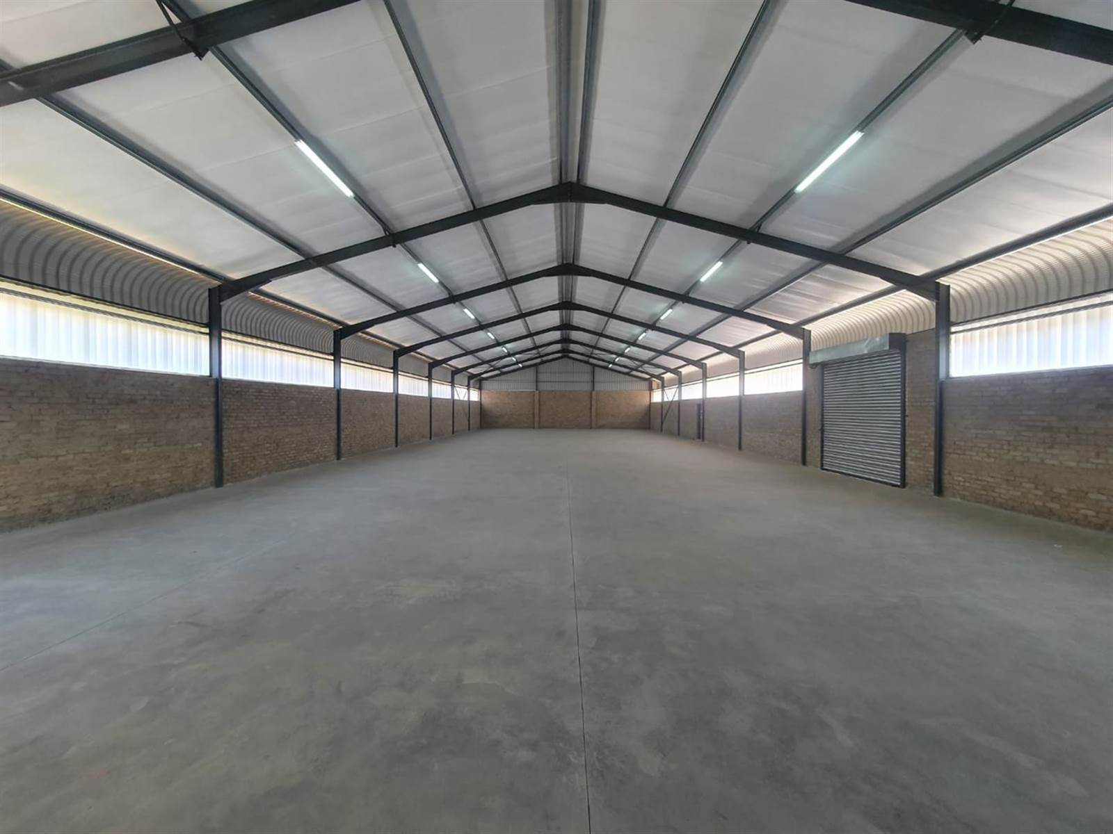 600  m² Commercial space in Rocky Drift photo number 3