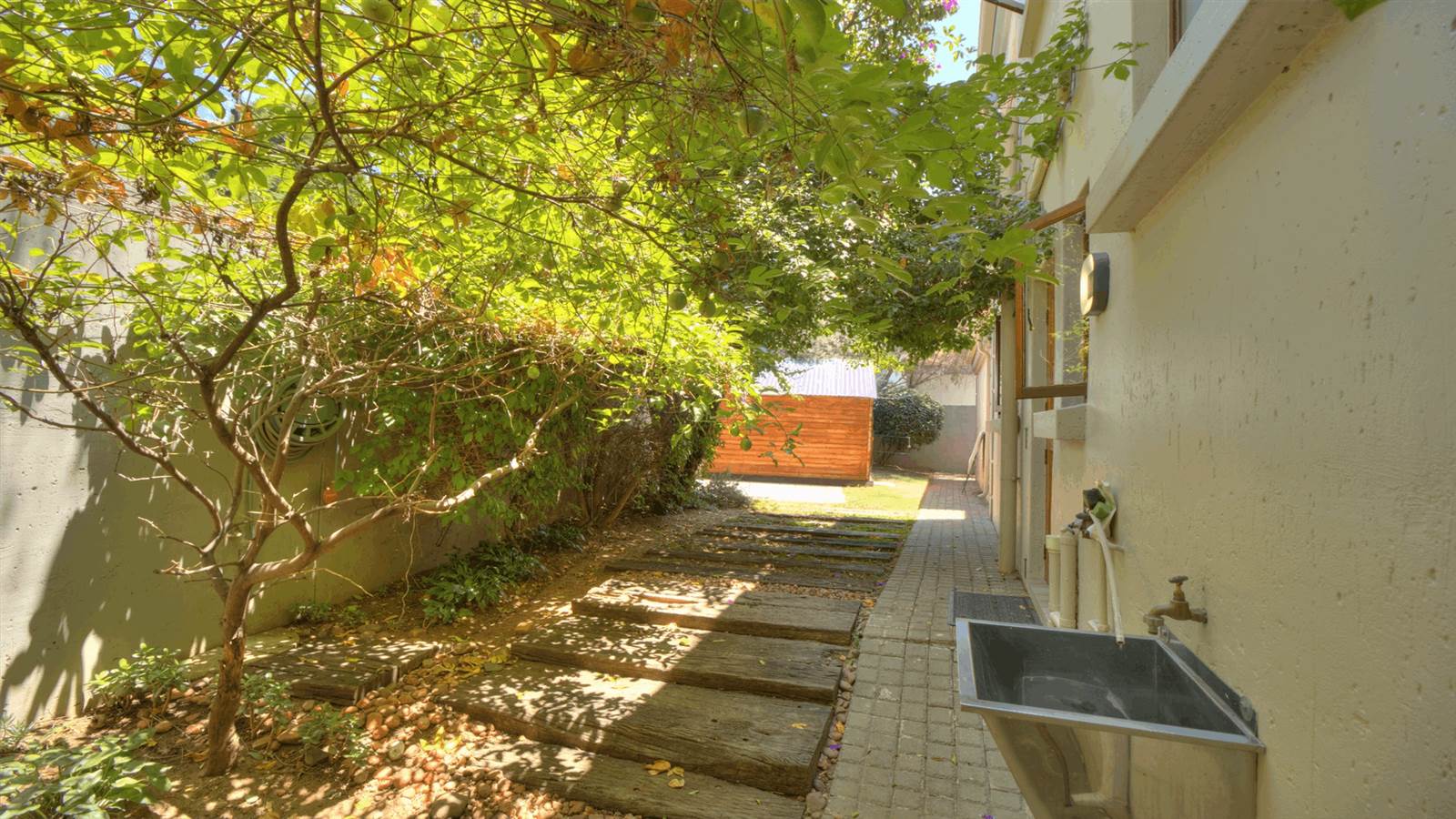 3 Bed Cluster in Lonehill photo number 20