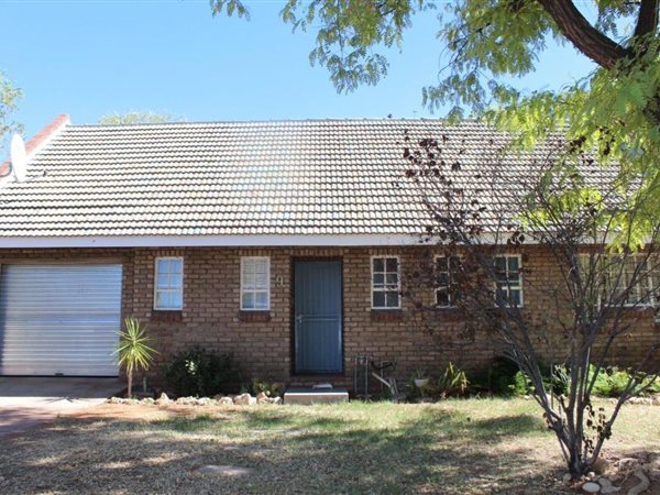 2 Bed Townhouse in Die Rand