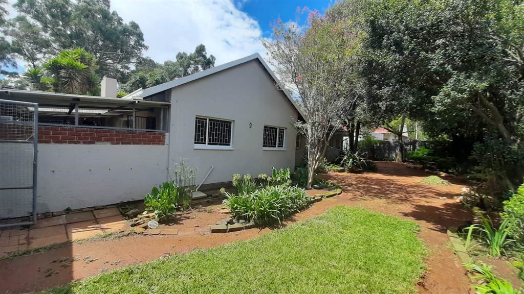 5 Bed House in Germiston Central photo number 24