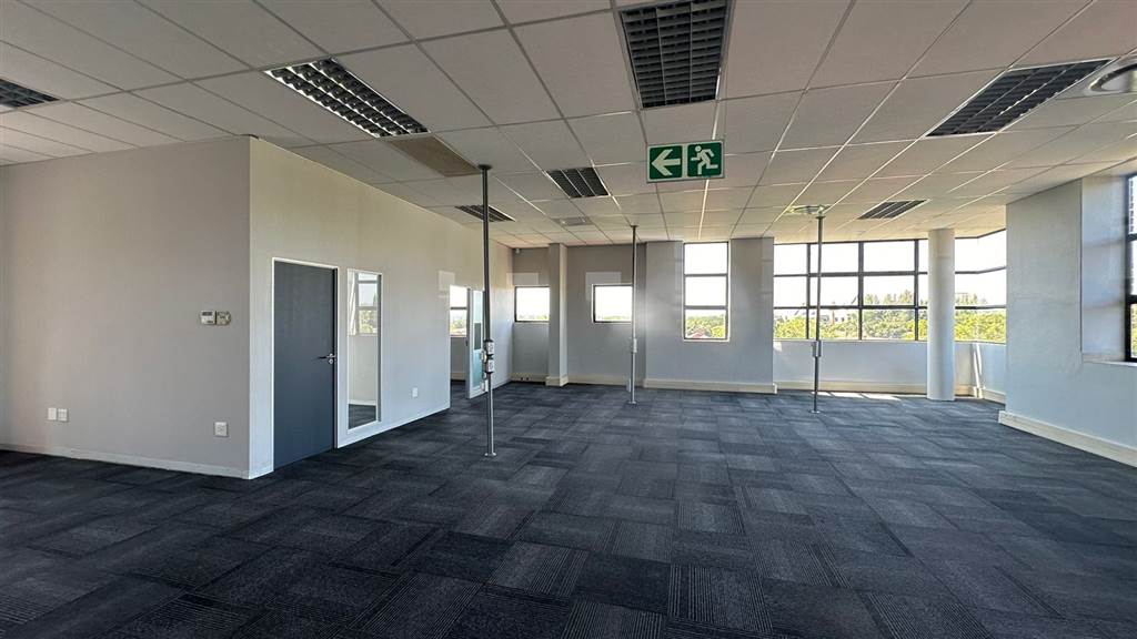 192  m² Commercial space in Highveld photo number 12