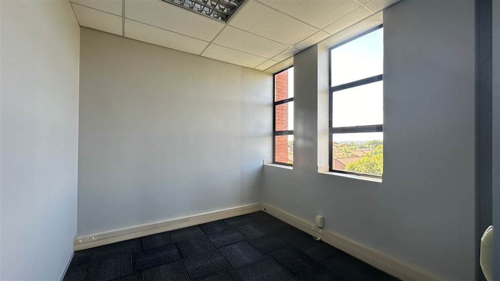 192  m² Commercial space in Highveld photo number 7