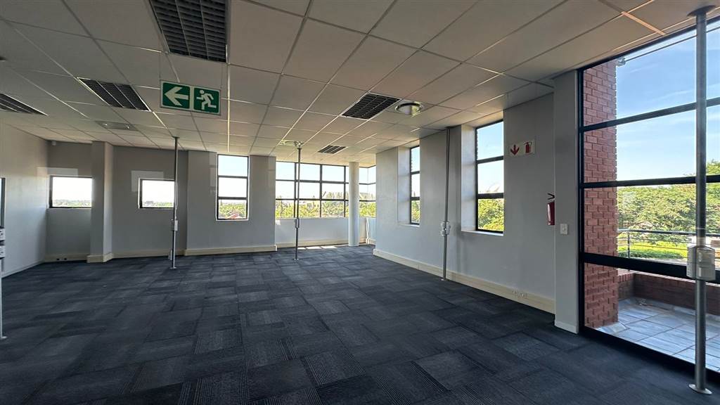192  m² Commercial space in Highveld photo number 10
