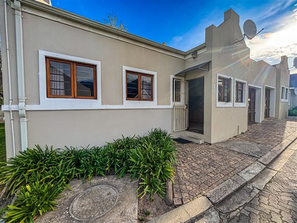 2 Bedroom Townhouse 2 Bedroom Townhouse