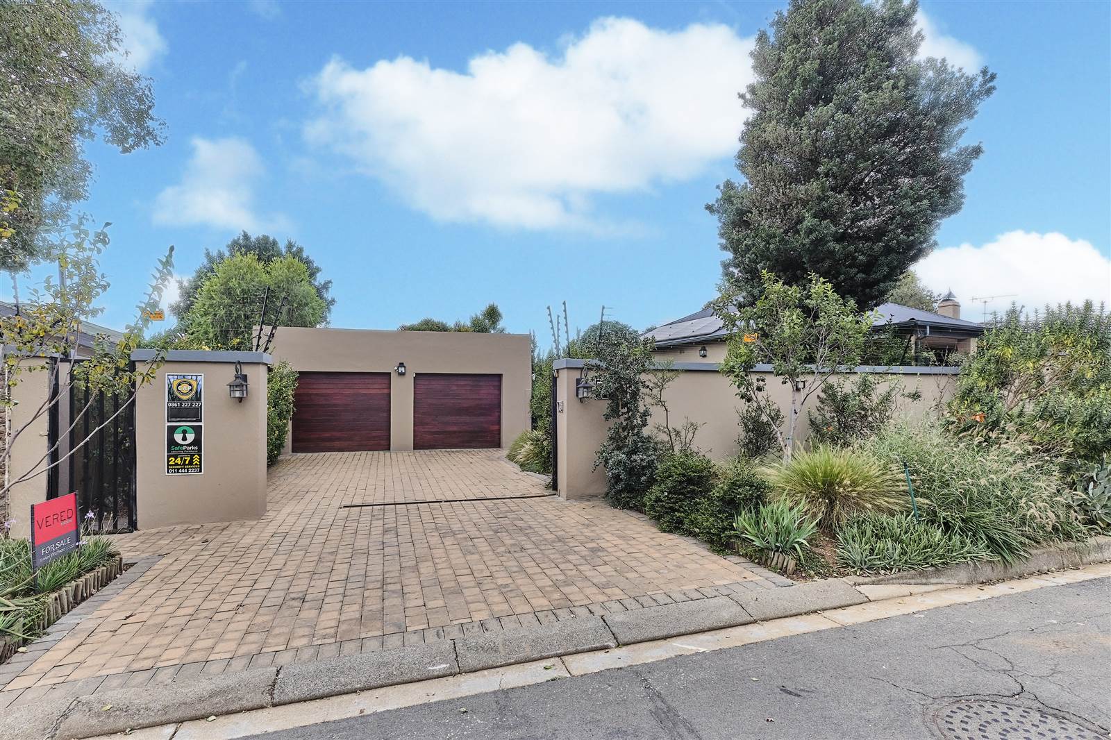 3 Bed House in Parkhurst photo number 25