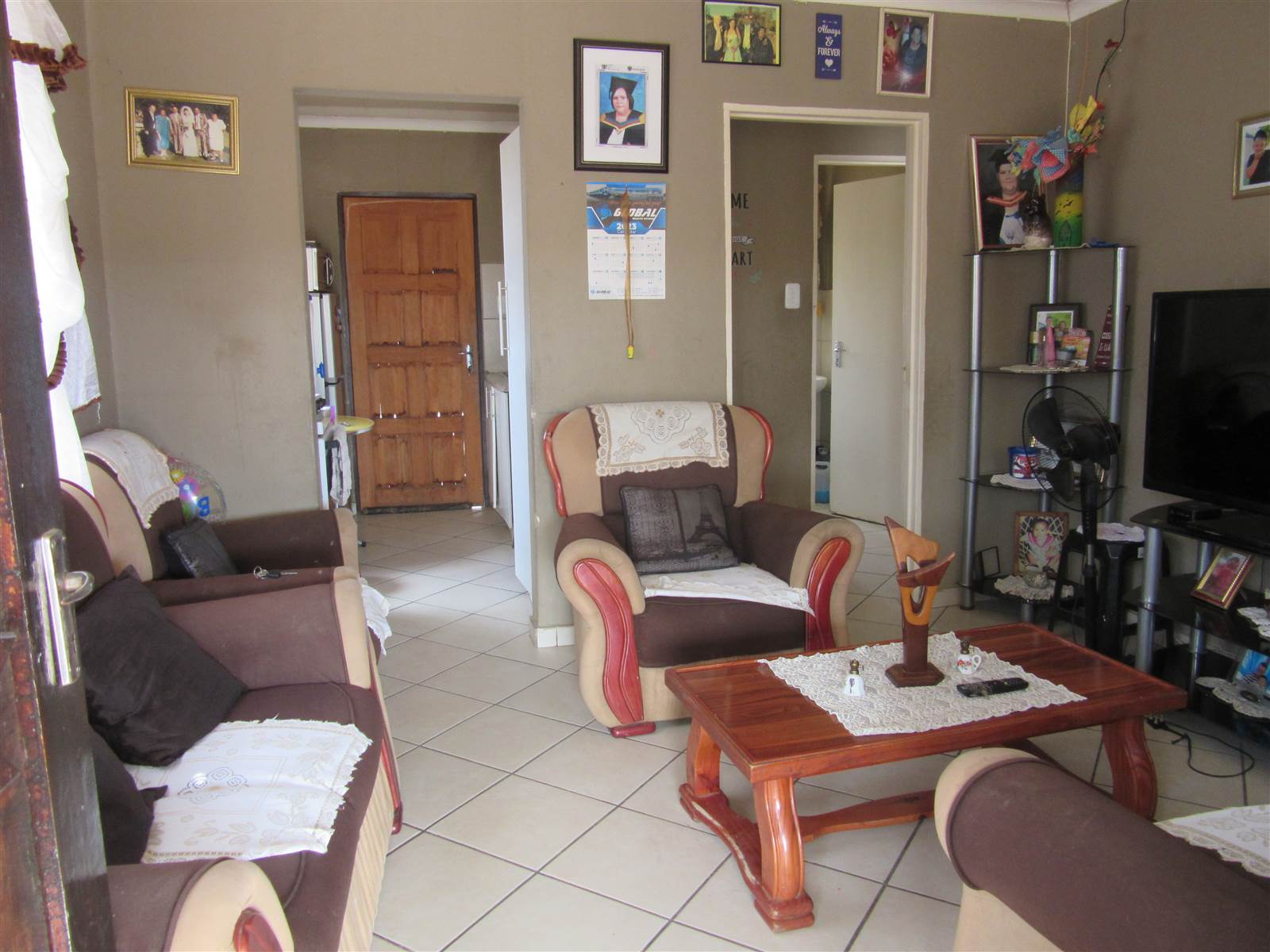 2 Bed House in Vryburg photo number 4