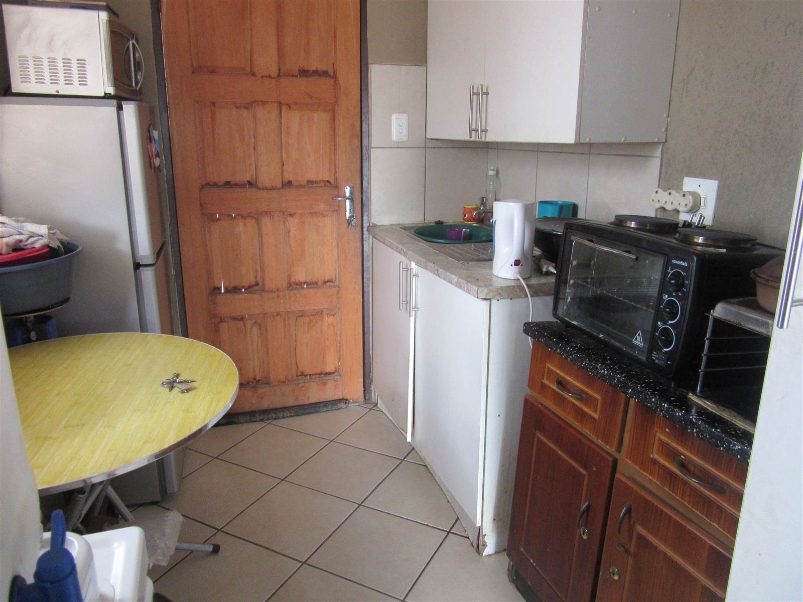 2 Bed House in Vryburg photo number 5