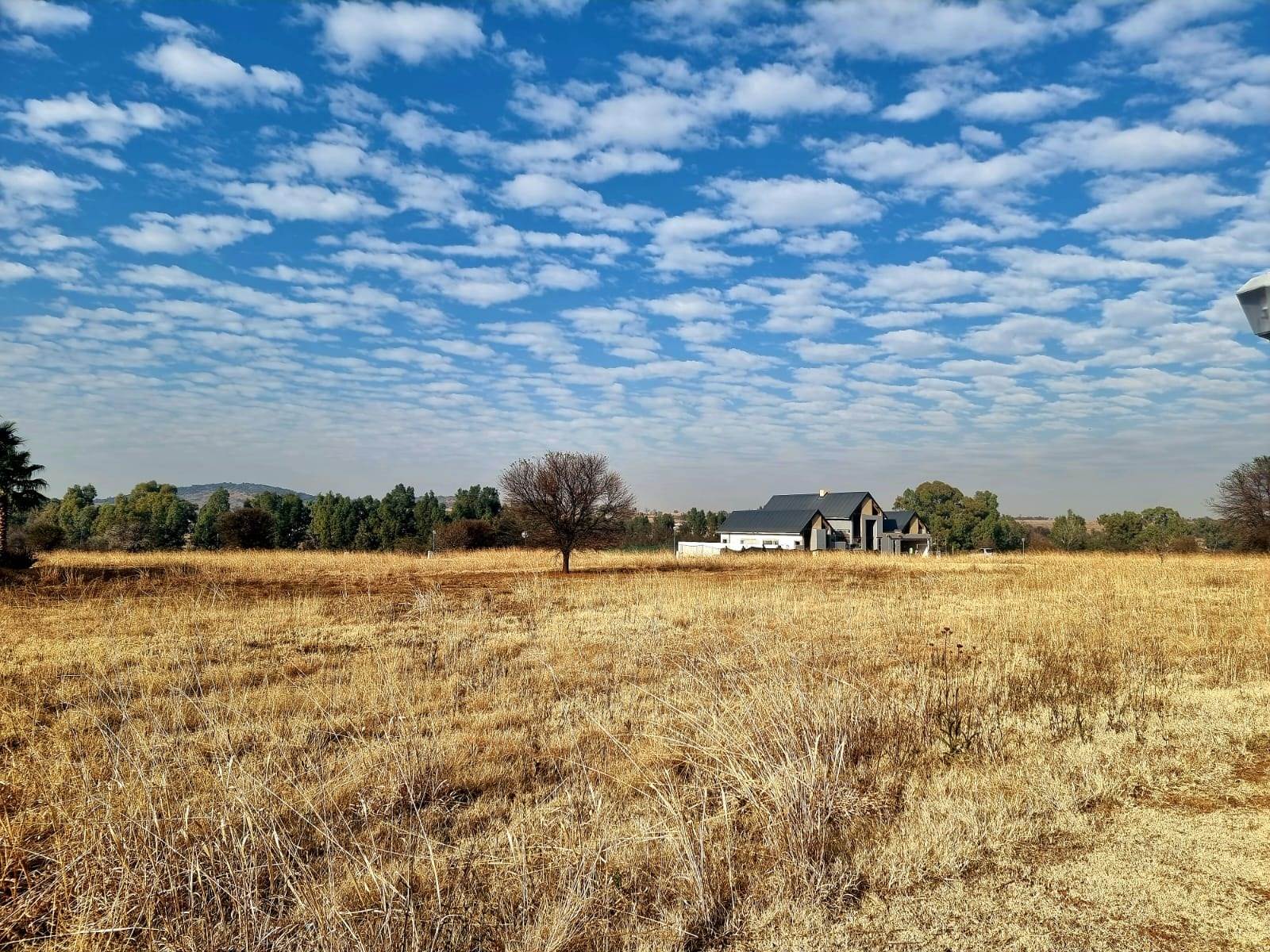 670 m² Land available in Vaal de Grace Golf Estate photo number 1