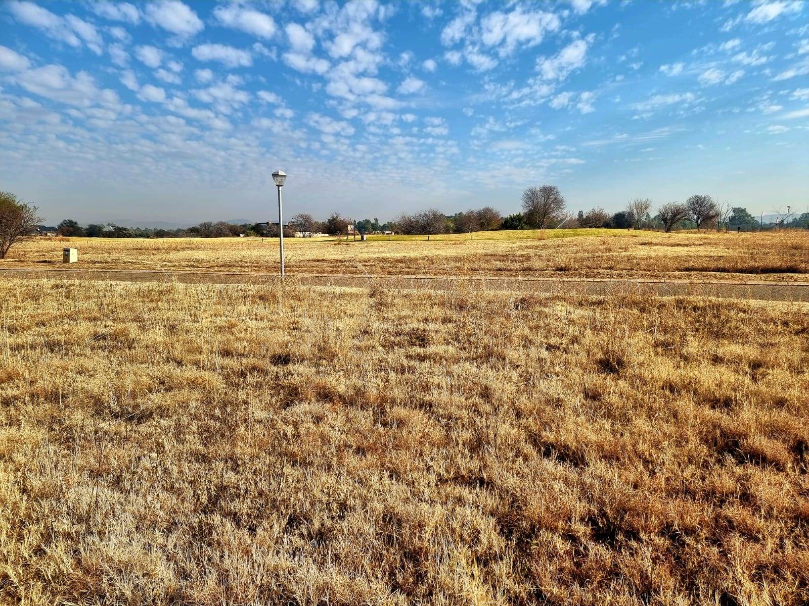 670 m² Land available in Vaal de Grace Golf Estate photo number 3