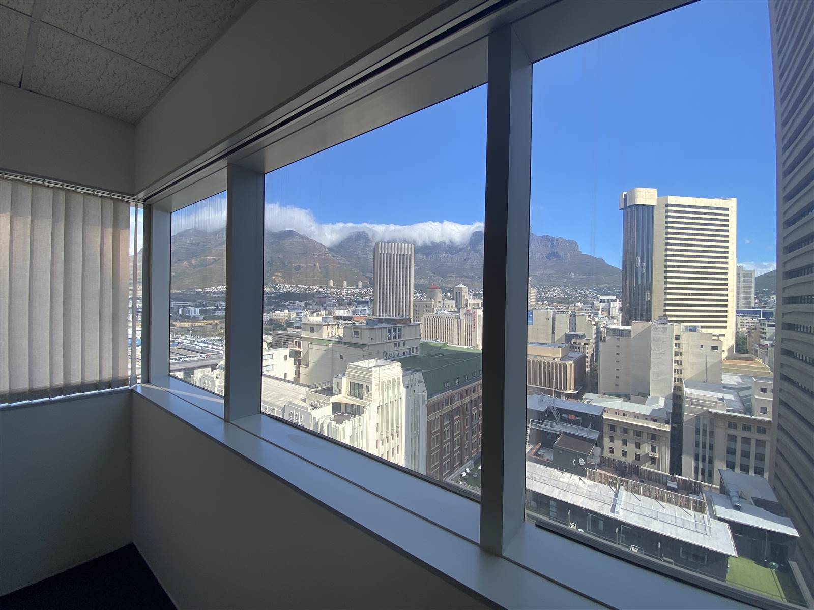 179  m² Commercial space in Cape Town City Centre photo number 22
