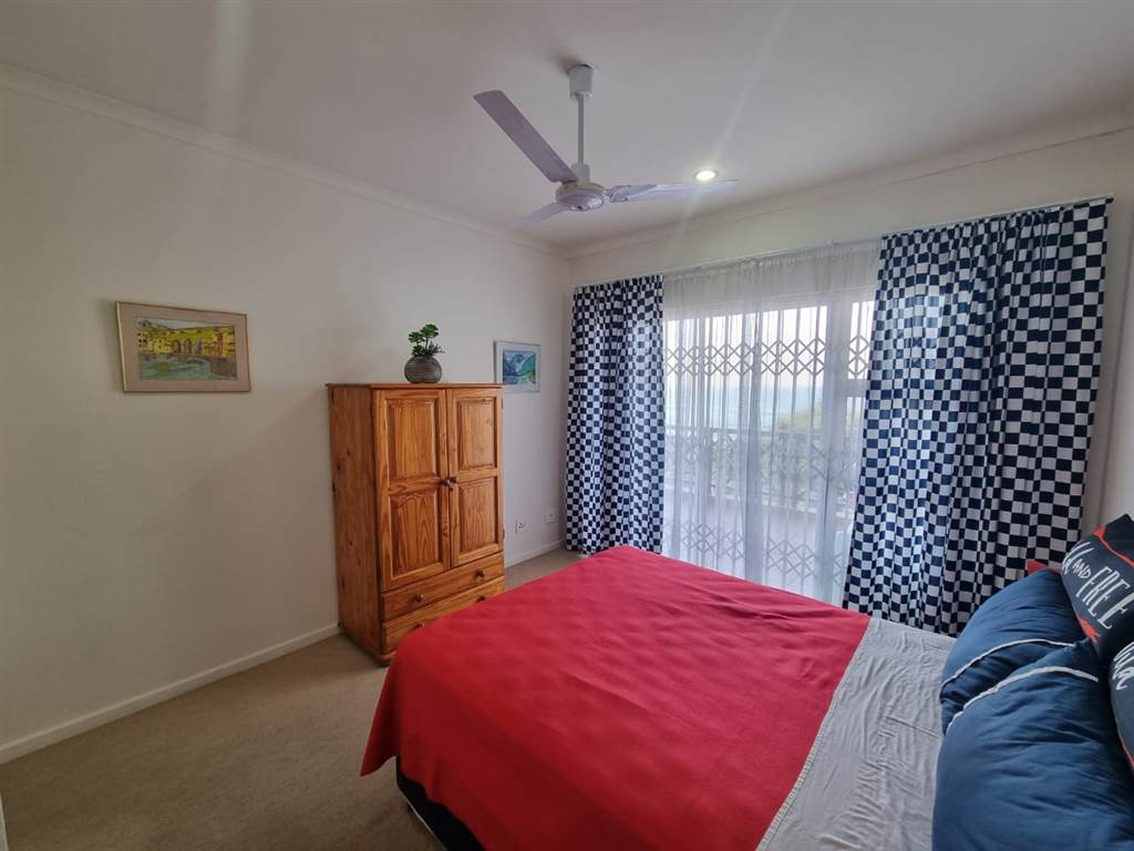 3 Bed Apartment in Doonside photo number 12