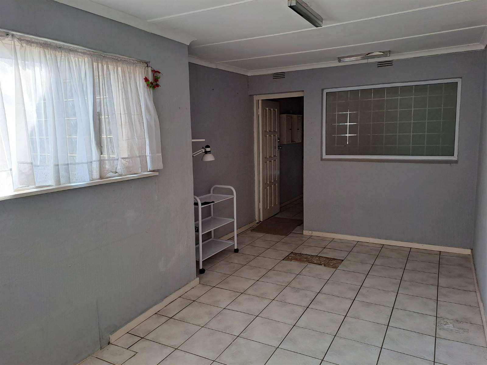 4 Bed Townhouse in Scottburgh Central photo number 28