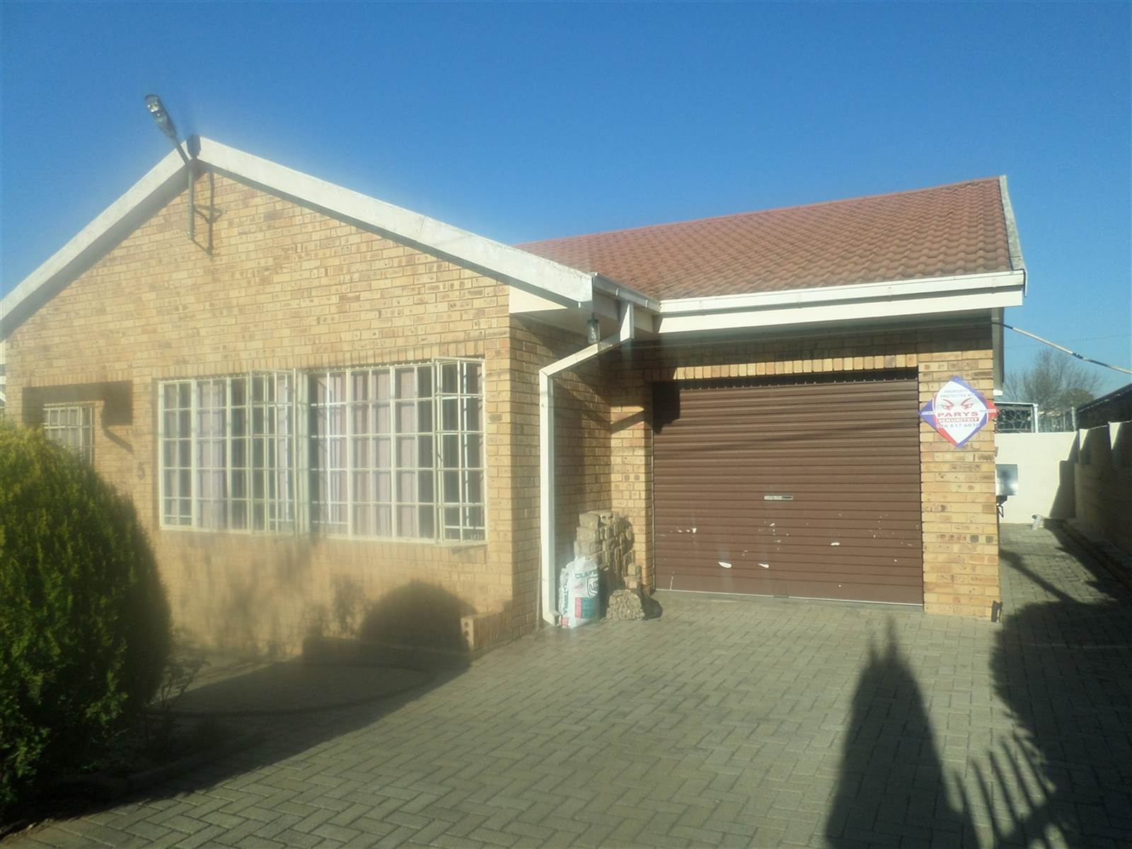 2 Bed Townhouse in Parys photo number 3
