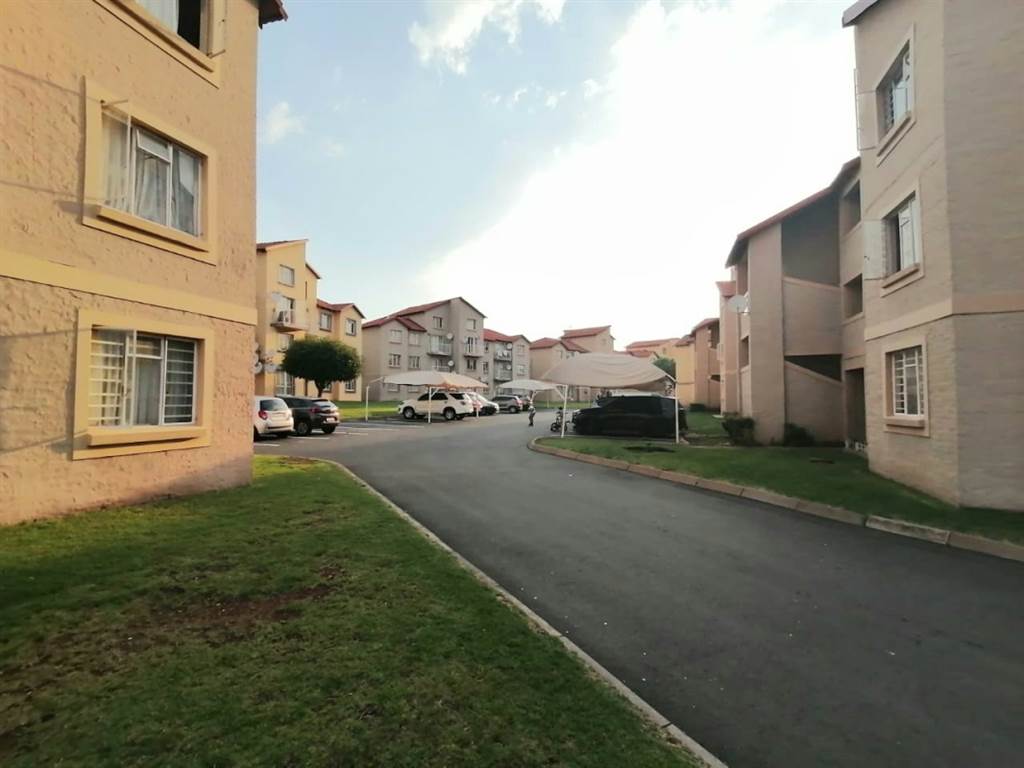 2 Bed Apartment for sale in Ormonde T4780662 Private Property