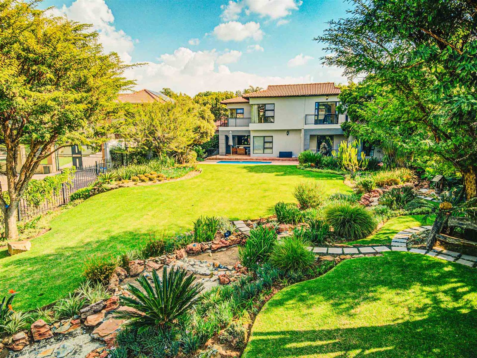 669 m² Land available in Greenstone Hill photo number 7