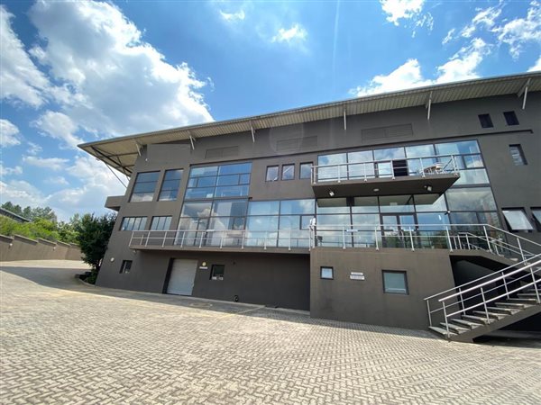 5749  m² Industrial space in Barbeque Downs