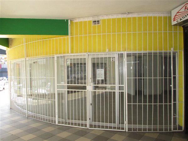 51 m² Retail Space 51 m² Retail Space