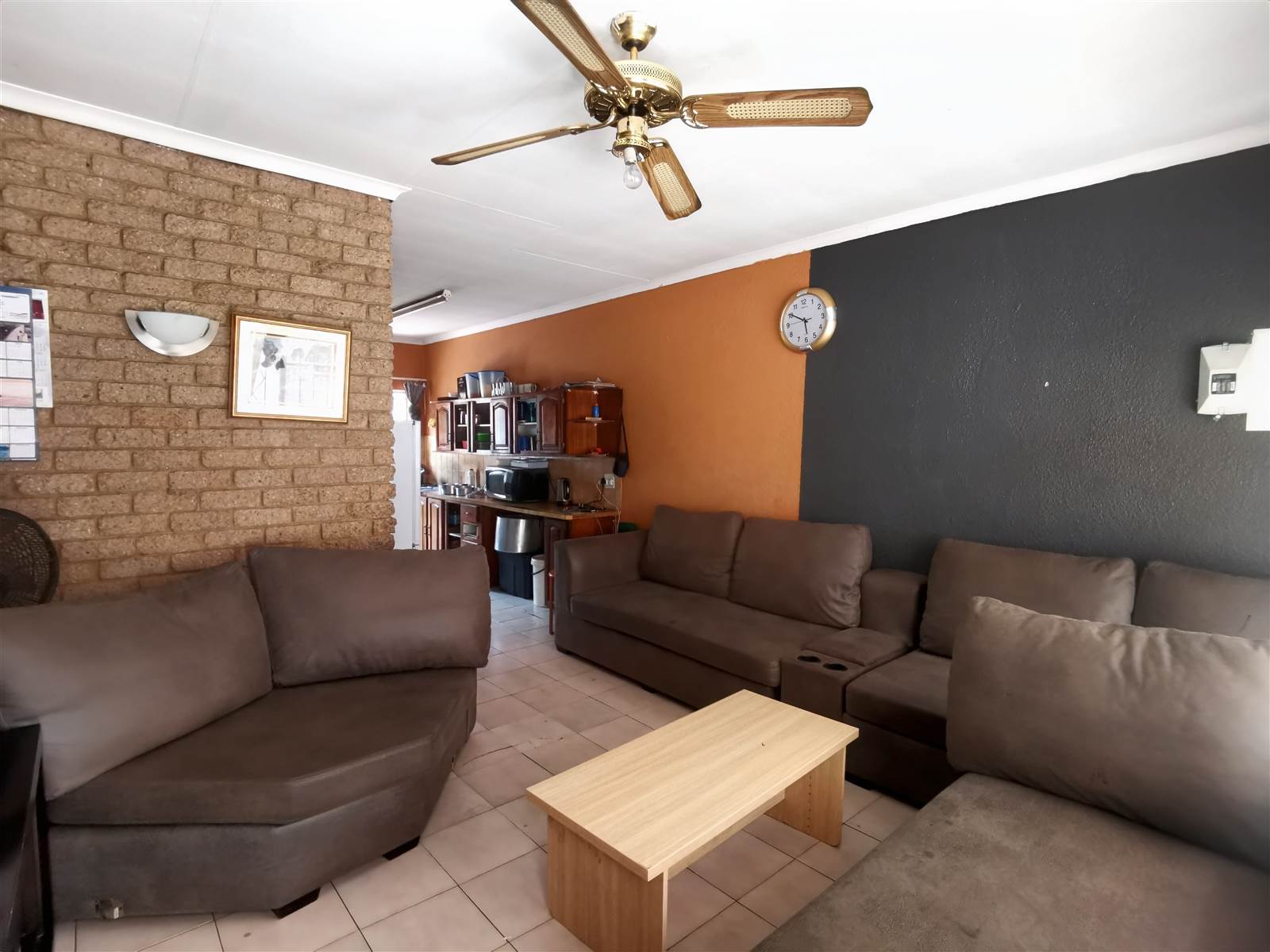 2 Bed Townhouse in Rustenburg Central photo number 1