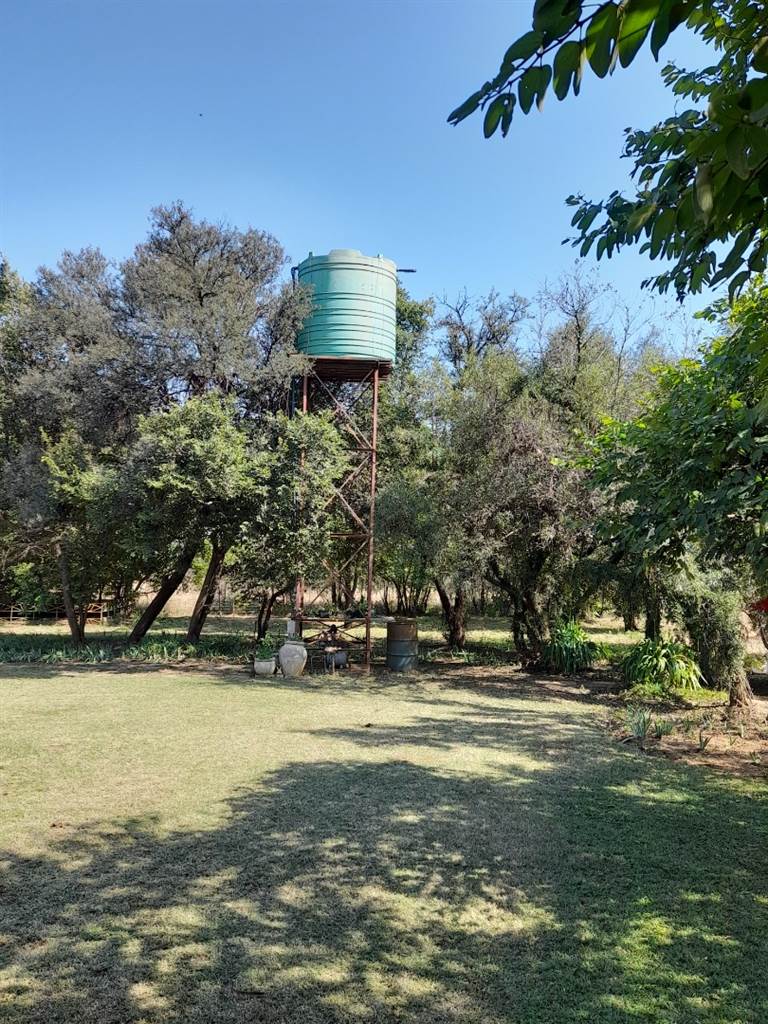 1.5 ha Farm in Rietfontein photo number 18