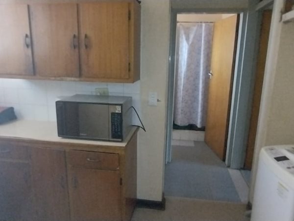 1 Bed Apartment in Barry Hertzog Park
