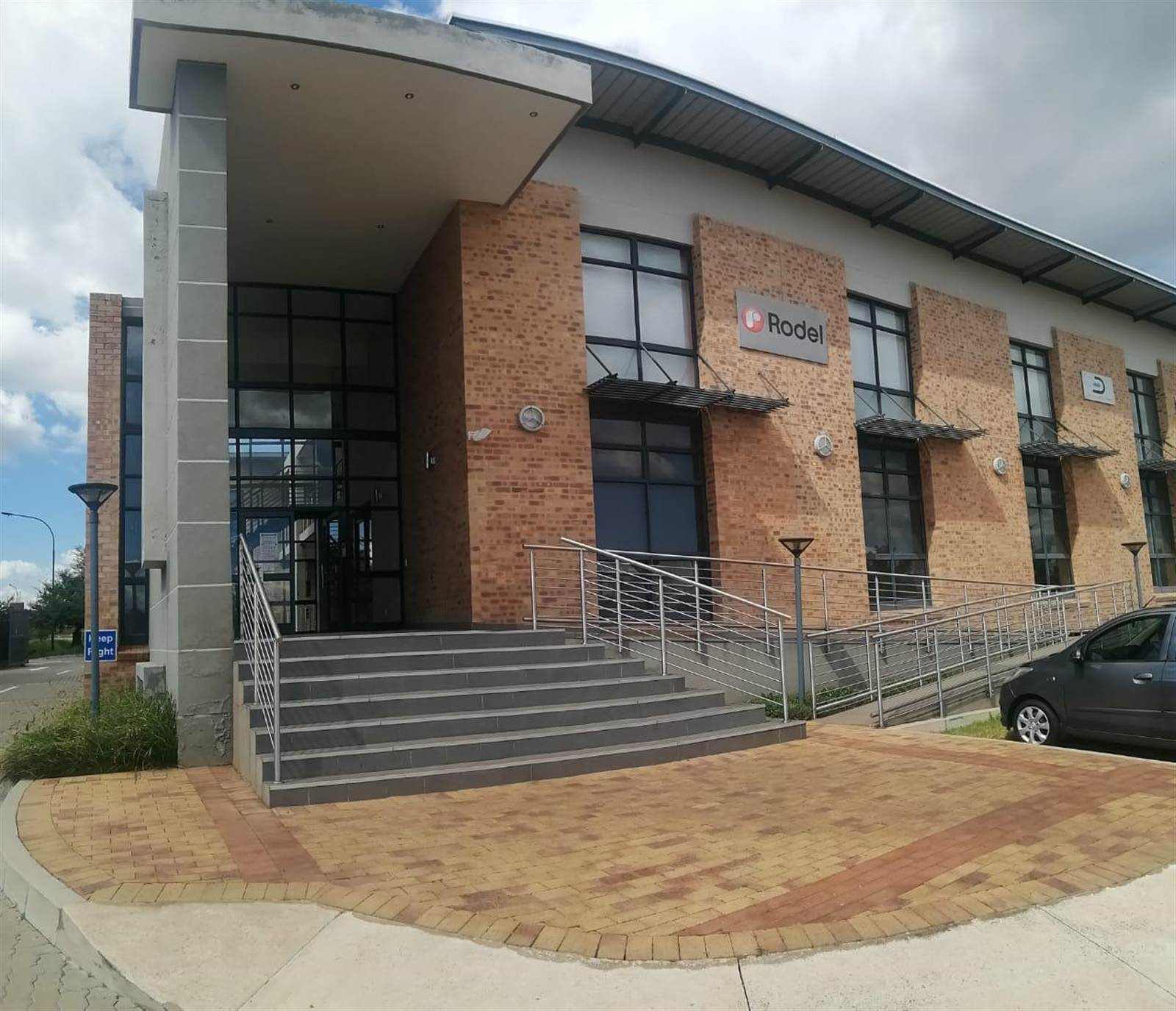 162  m² Commercial space in Kempton Park Central photo number 1