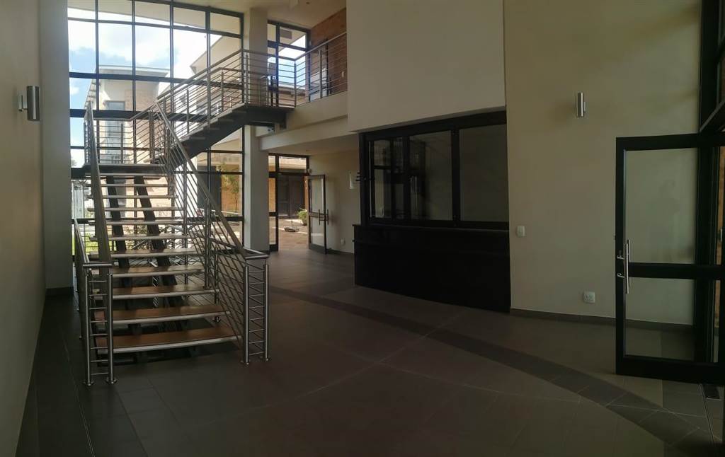 162  m² Commercial space in Kempton Park Central photo number 3