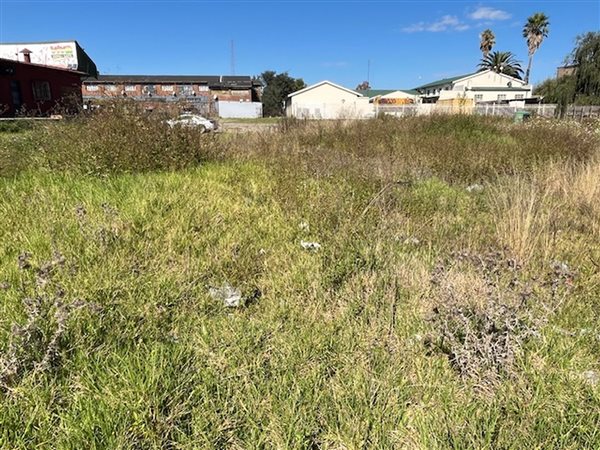 1395 m² Land available in Kinross