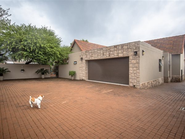 2 Bedroom House 2 Bedroom House