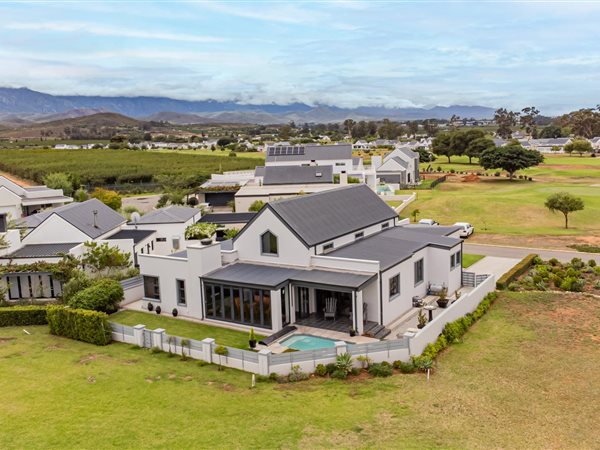 3 Bedroom House 3 Bedroom House