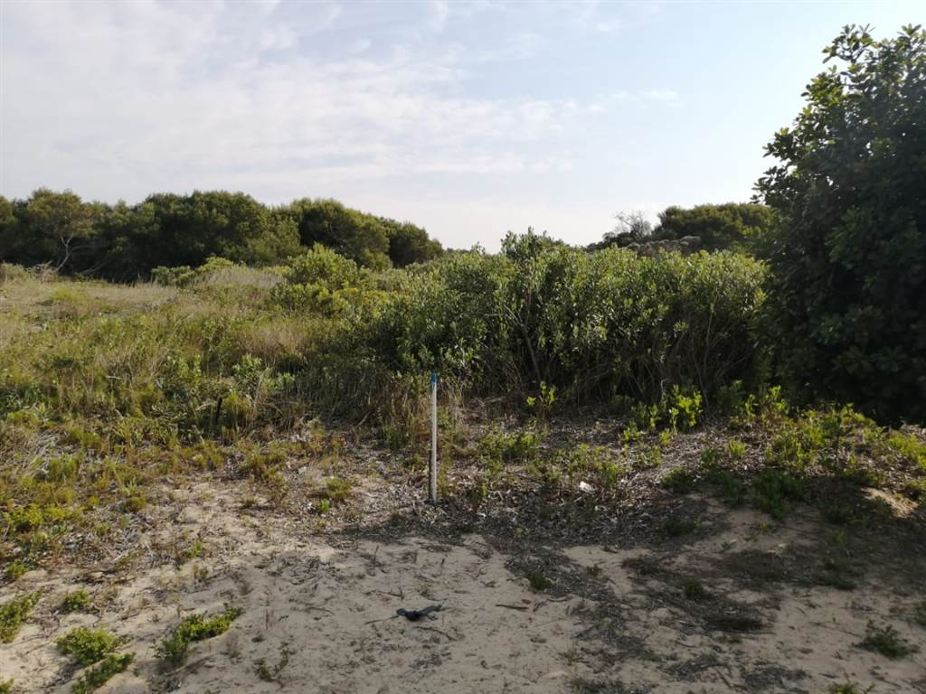 692 m² Land available in Stilbaai photo number 2