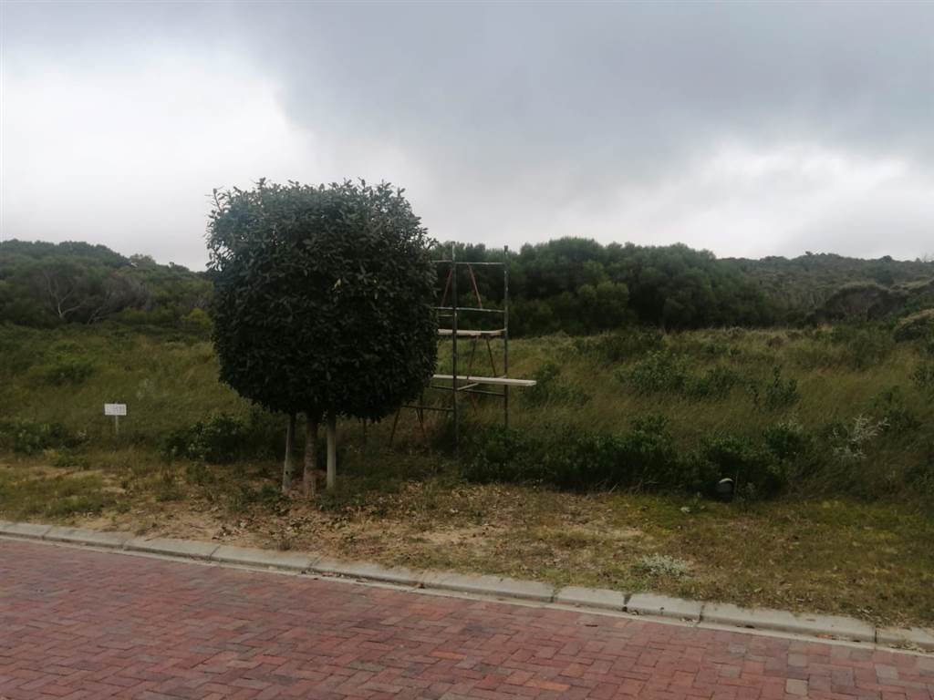 692 m² Land available in Stilbaai photo number 5