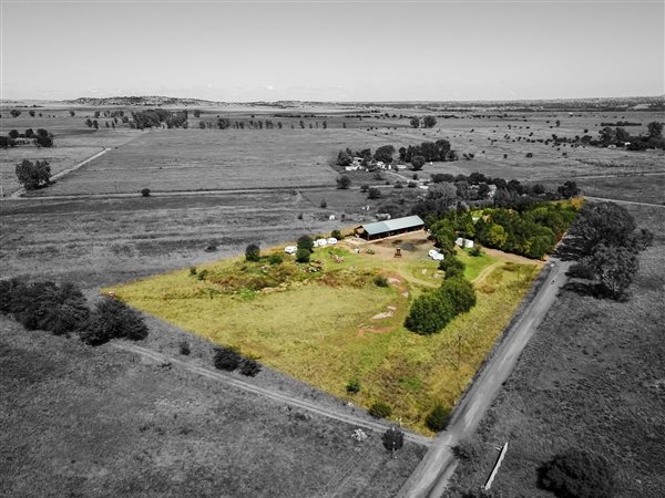 2.1 ha Smallholding in Roodewal and surrounds