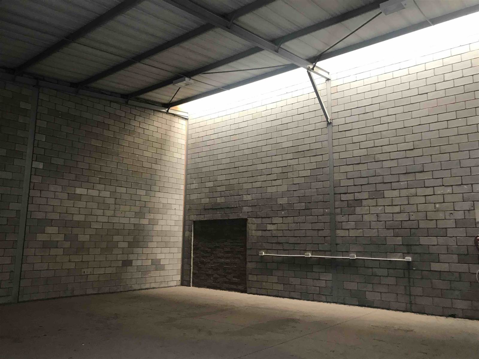 374  m² Industrial space in Kya Sands photo number 2