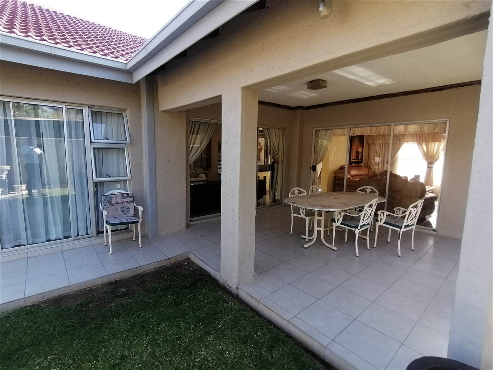 4 Bed House in Mmabatho photo number 13